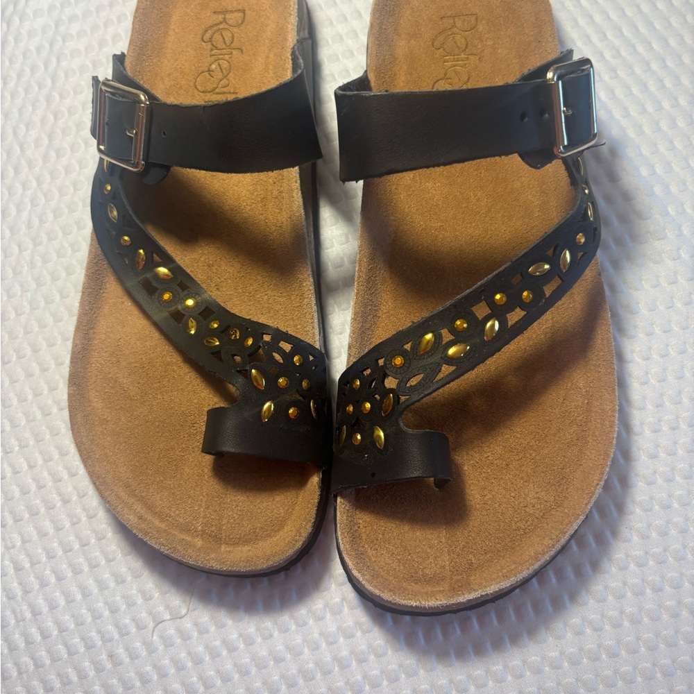 Refresh Boho Casual Black Sandals with Gold Stud Detailing Size 10 New